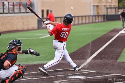 Woodcox hits foul