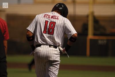 Stilwell gets ready to run to second base