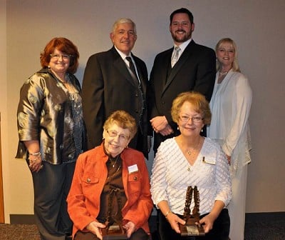 Susan Johnson｜fireside friendshipsⅡ Fireside Dinner Theatre presents Flame of Friendship recognitions