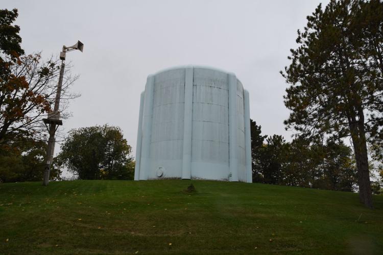 Fort Atkinson council finalizes new cell tower despite petition, fears Fort Atkinson
