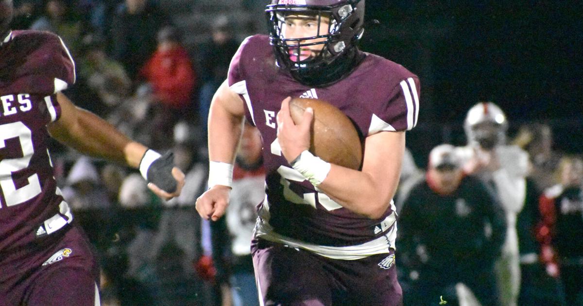 Football: Long touchdowns on offense, special teams springboard ...