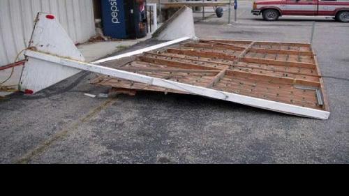1 000 Reward Offered Home Lumber Flag Display Vandalized News Dailyunion Com