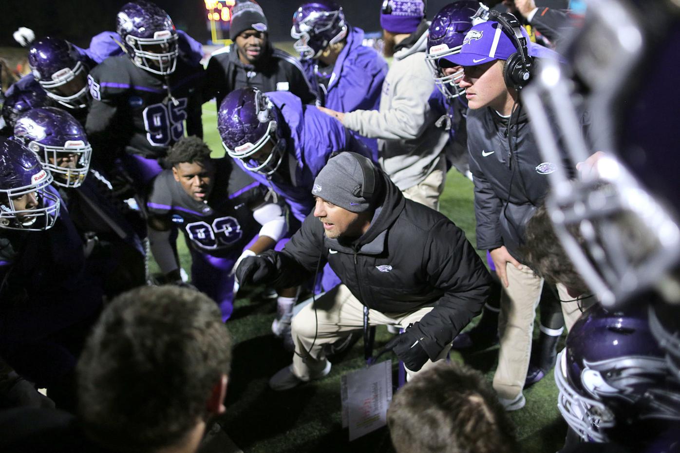 UW-W football: Erickson out as defensive coordinator; Bullis names Rindahl  interim | Sports | dailyunion.com