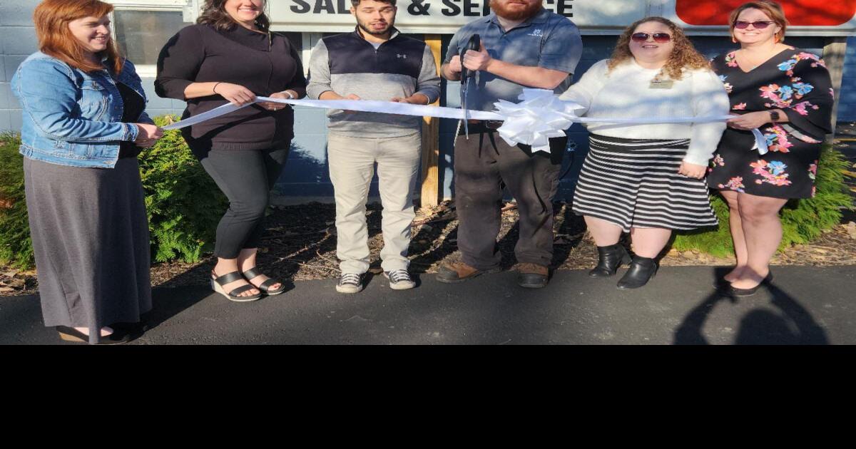 Fort Atkinson Small Engine joins Jefferson Chamber of Commerce Business