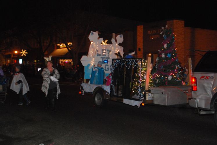 WHITEWATER'S CHRISTMAS PARADE OF LIGHTS Photo Galleries