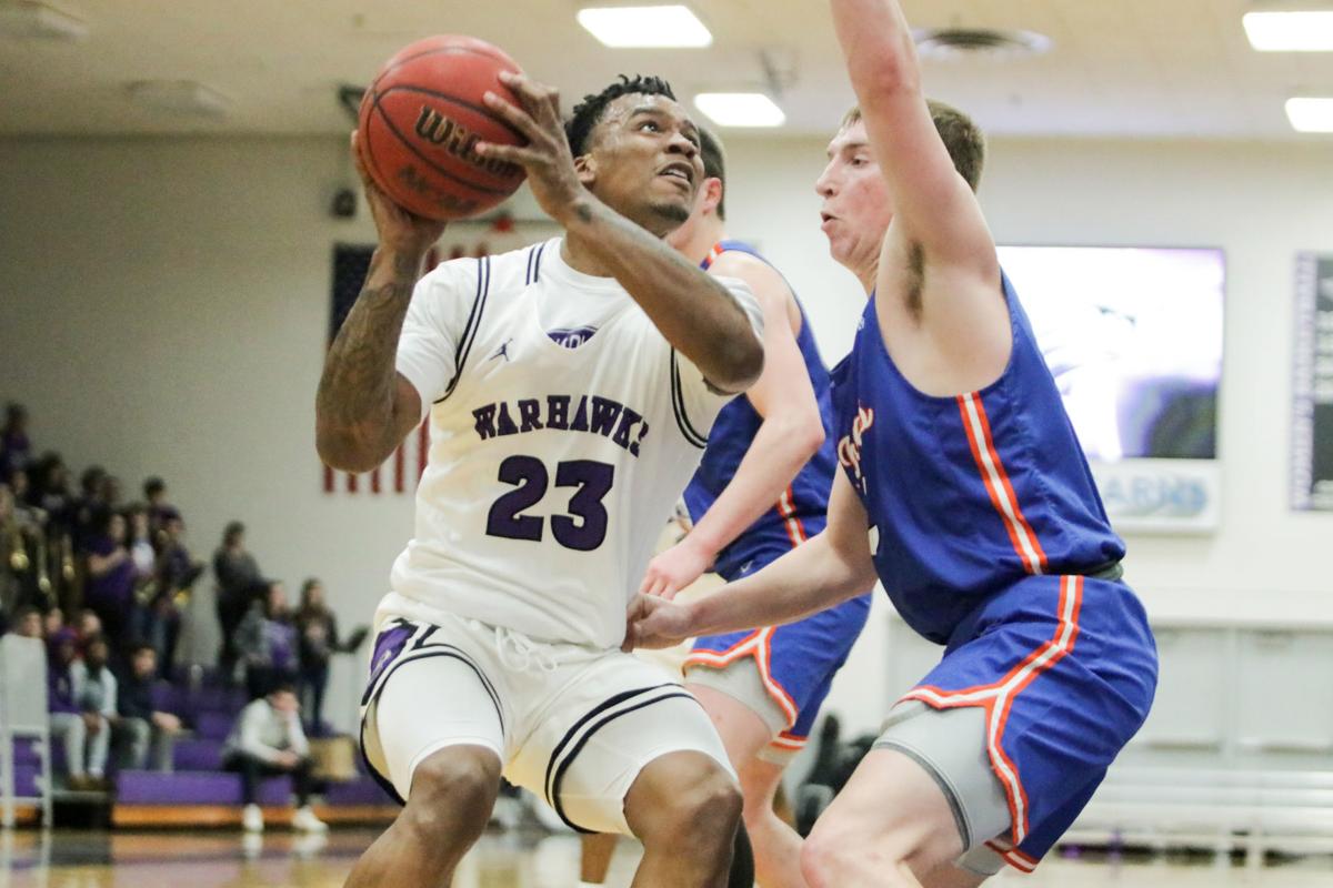 Uw W Men S Basketball No 8 Pioneers Avoid Upset Against Warhawks