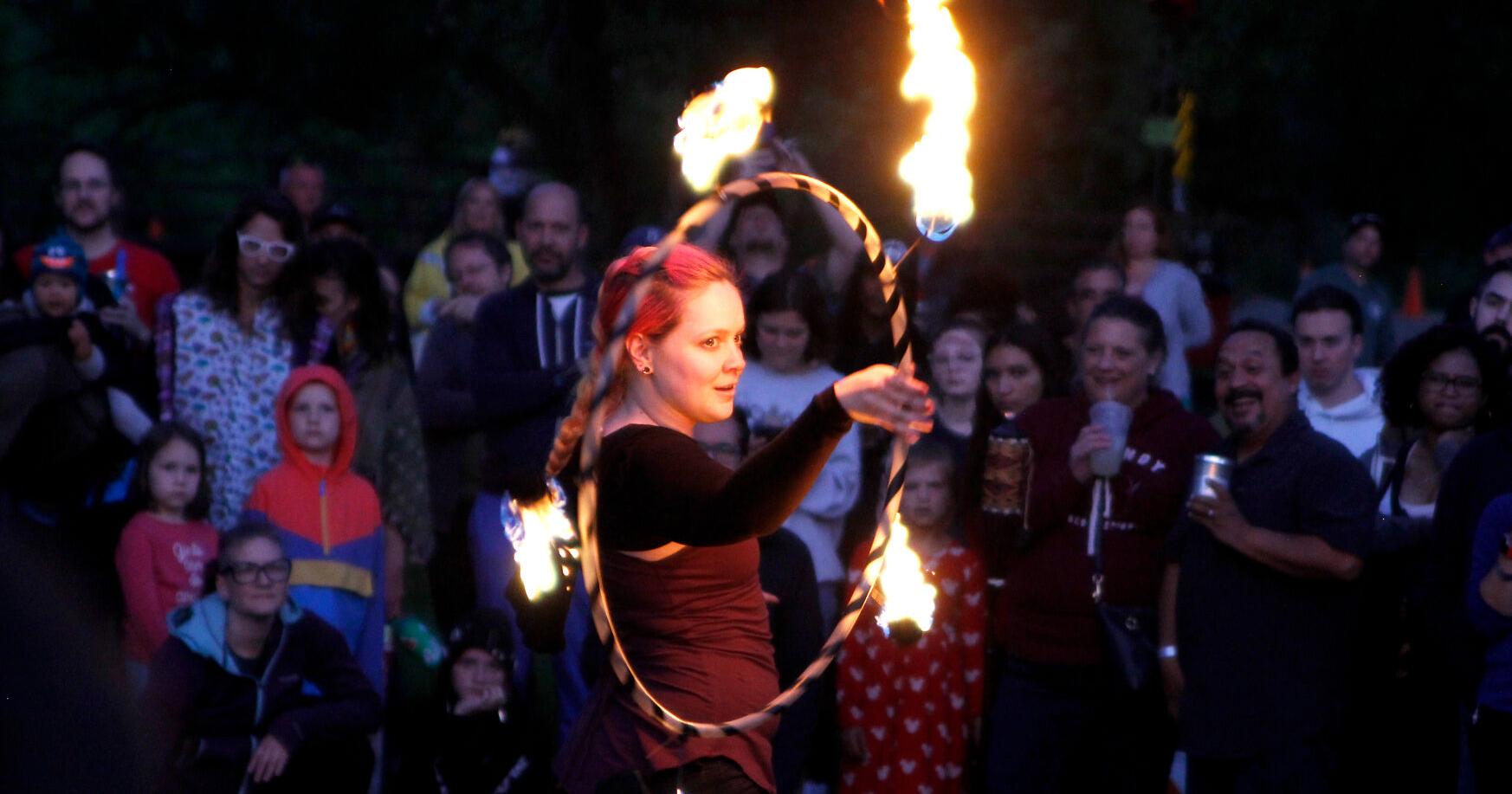 Smoke, fire and a 7-foot rooster: Midwest Fire Fest dodges rain, lights up downtown Cambridge - Vimarsana News