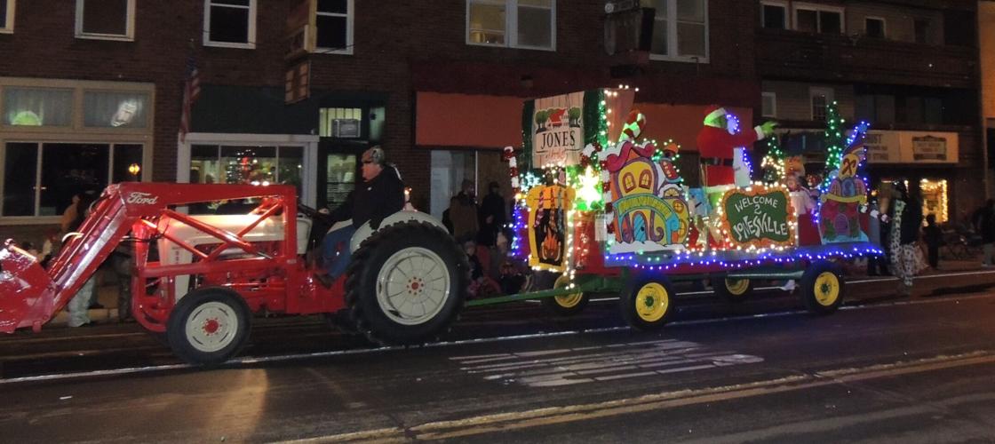 Fort Atkinson holds annual holiday parade News
