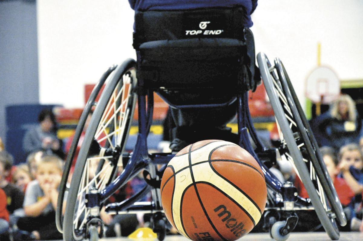 Women's wheelchair basketball visits local elementary school