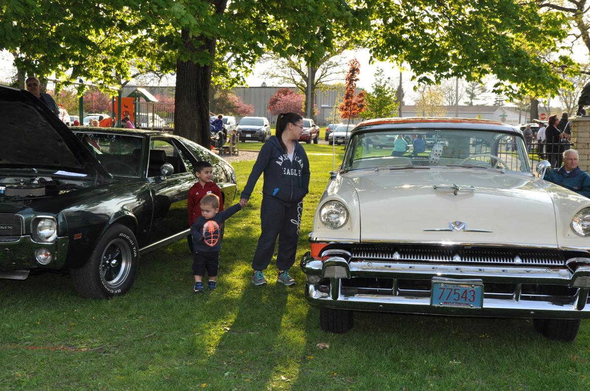 CARS IN THE PARK | Galleries | dailyunion.com
