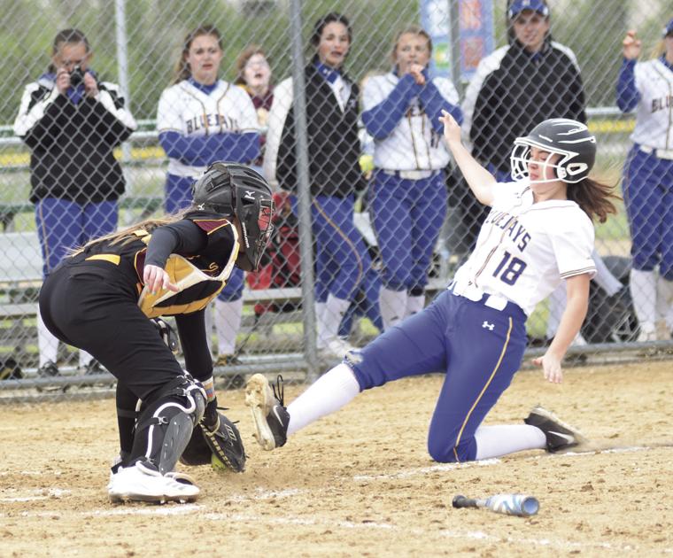 WIAA D4 softball Johnson Creek dominates in opener Sports