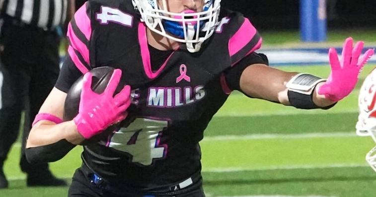 WIAA Football: L-Cats push win streak to 9 games with 42-22 Level 1 victory over Edgerton