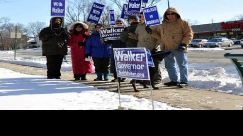 Walker Walkers Stepping Out At Lake Mills Commons Park News Dailyunion Com * ca khúc tình yêu tự tìm được lối do vicky sáng tác và thể hiện là nhạc phim chính thức của phim truyền hình tình yêu và tham vọng phát sóng trên đài truyền hình quốc gia vtv3. daily jefferson county union