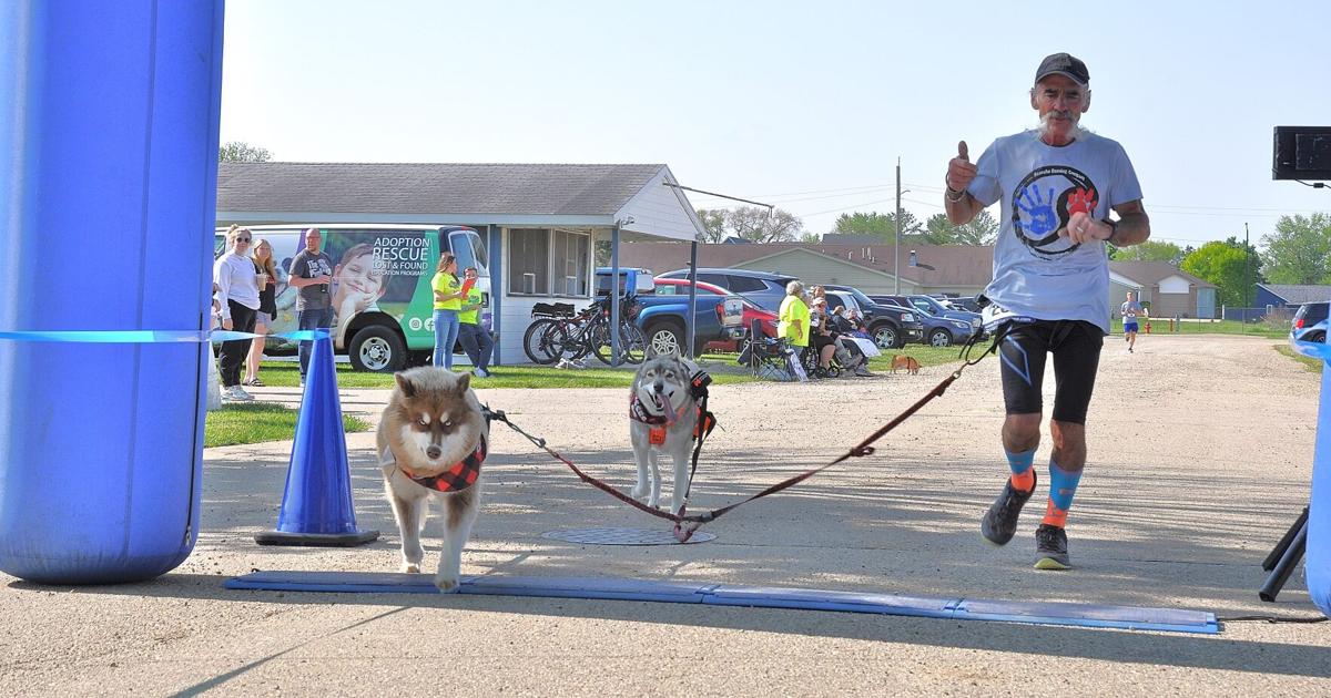 Running ruff: Jefferson County humane society holds benefit run for ...