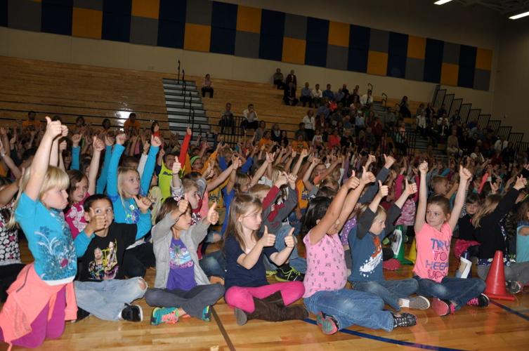 Lake Mills celebrates new elementary school News