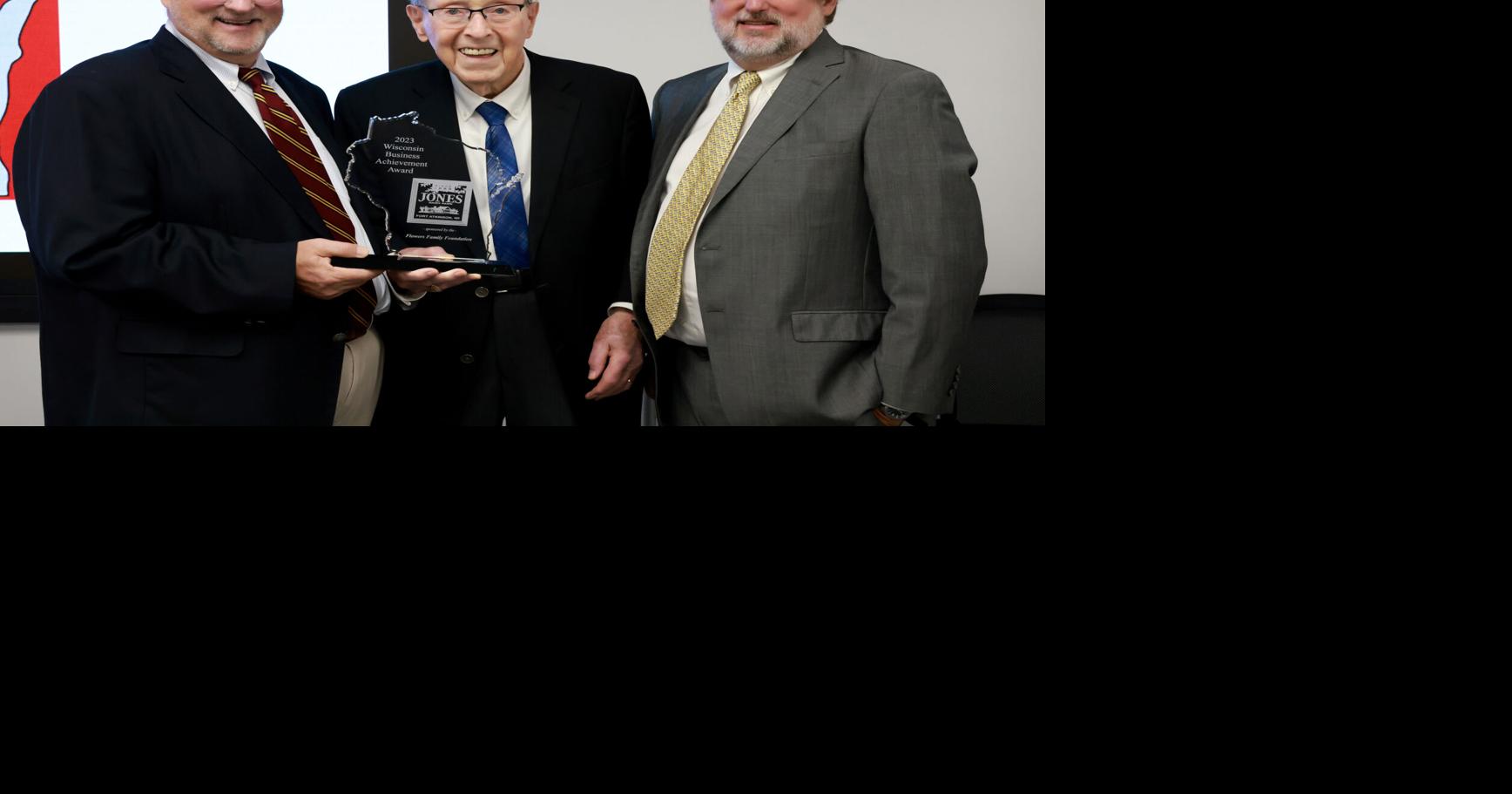 Jones Dairy Farm receives Wisconsin Business Achievement Award | Fort Atkinson