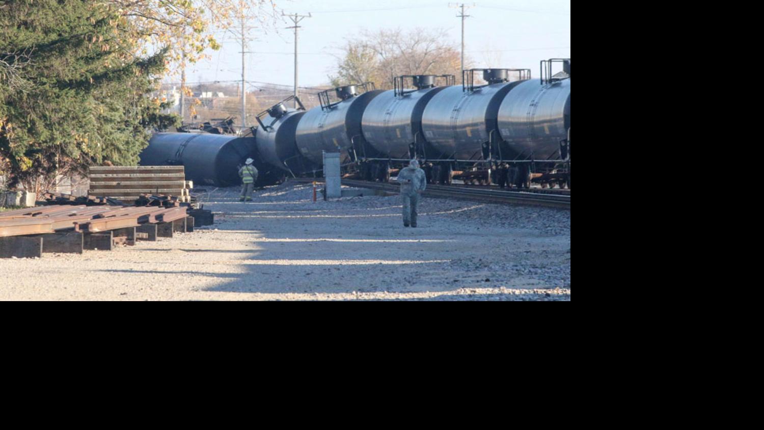 Train Derails Sunday In Watertown News Dailyunion Com
