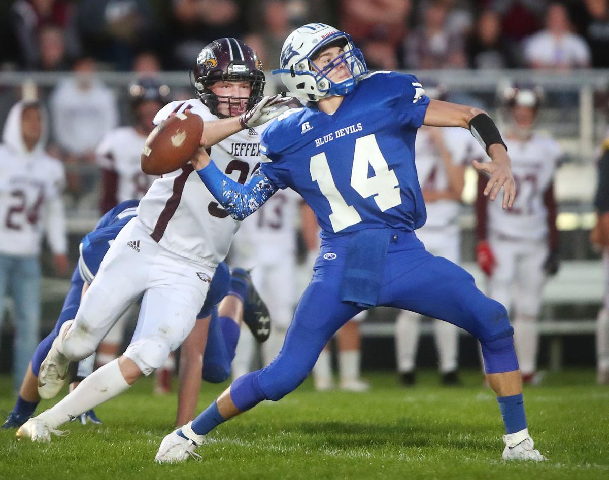 Rock Valley Football Zeh Boettcher Lead Five Eagles To First