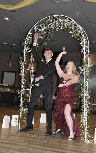 Jefferson Prom | Fort Atkinson | dailyunion.com