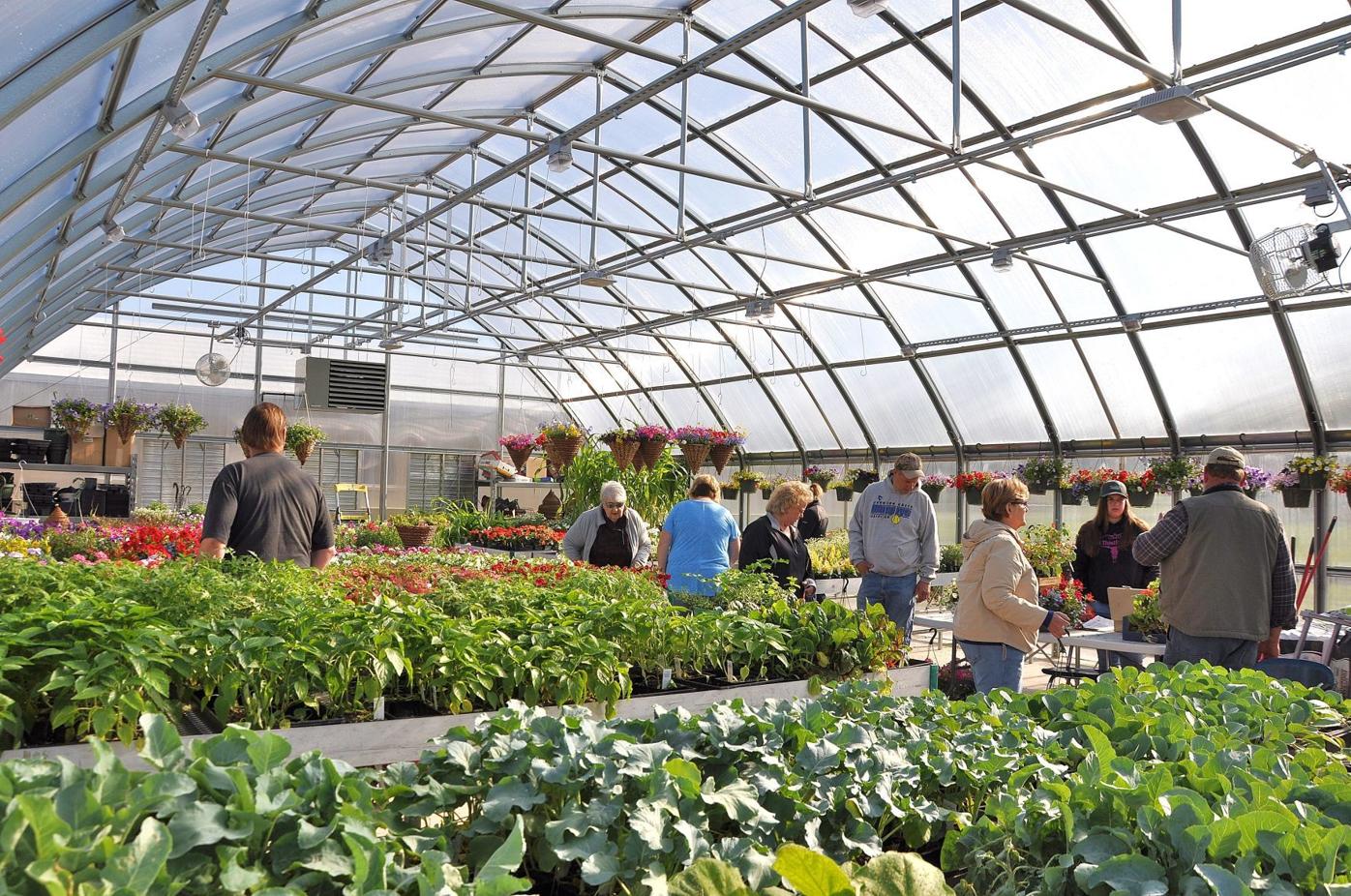 Johnson Creek High School greenhouse opens News