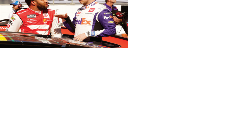 NASCAR mandates sensitivity training for Hamlin over tweet - Vimarsana News