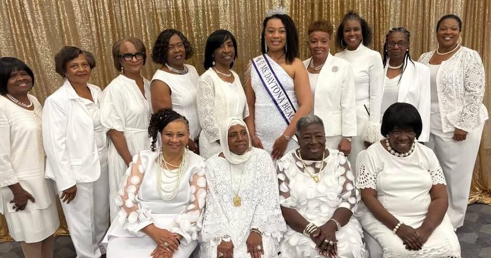 Church honors 12 women for their community involvement