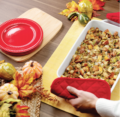 THANKSGIVING TRADITIONS AND MEMORY-MAKING MEALS