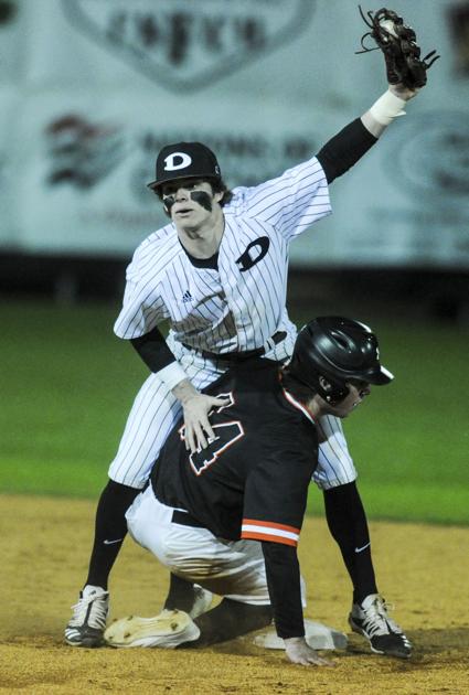 DecaturDaily.com - Austin, Decatur to decide baseball rivalry image