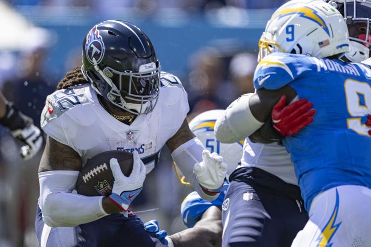 Henry, Titans look to snap skid on road against Chargers