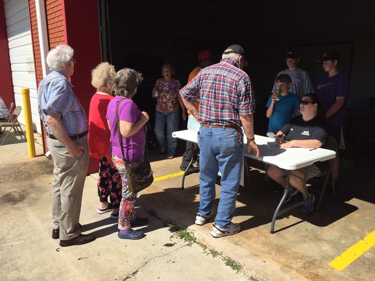 Steady lines, no problems reported at initial water distribution