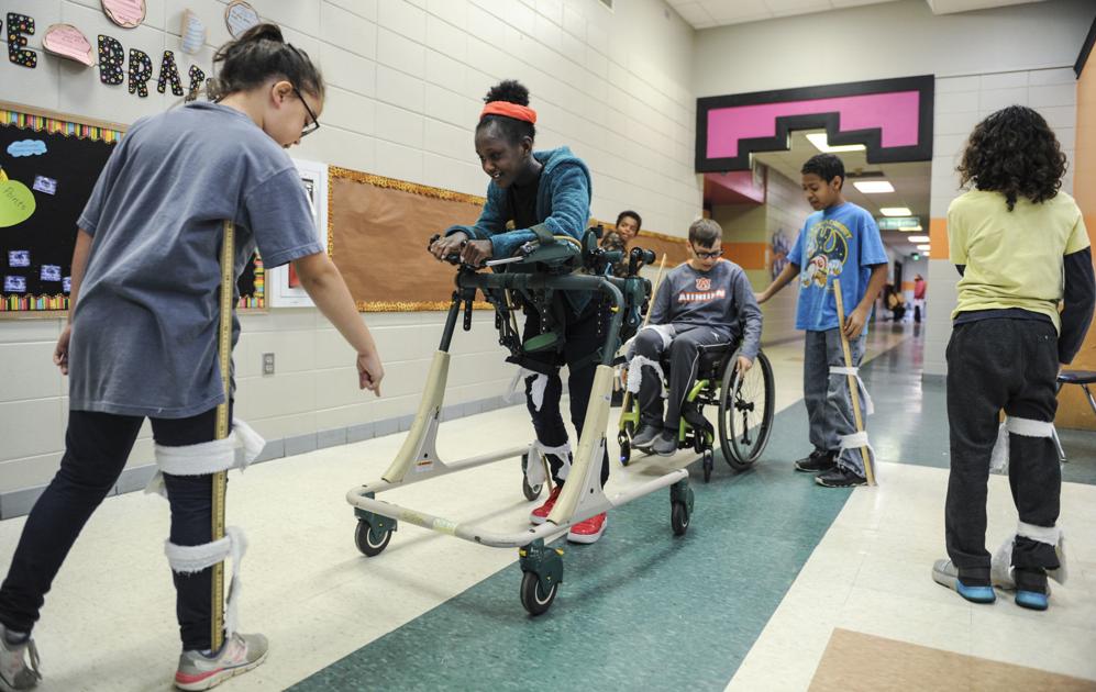 Chestnut Grove program teaching students tolerance for special needs population