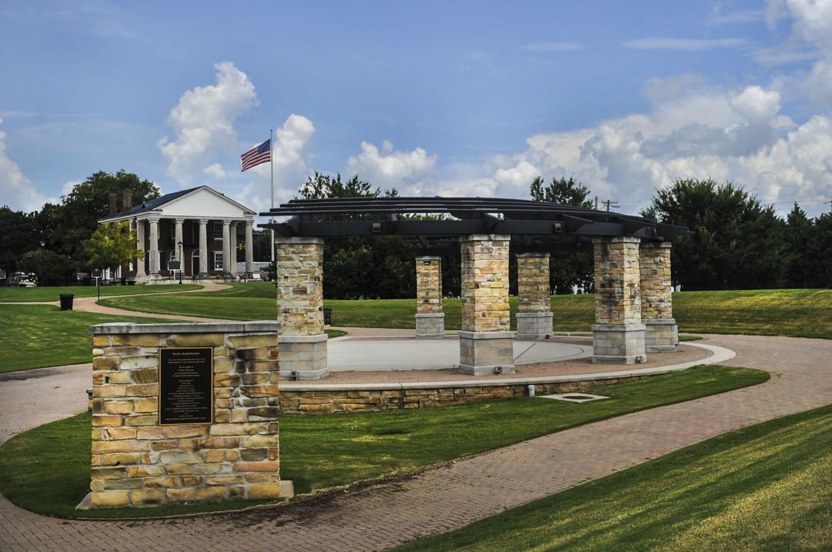 Mayor proposes upgrades to amphitheater Decatur