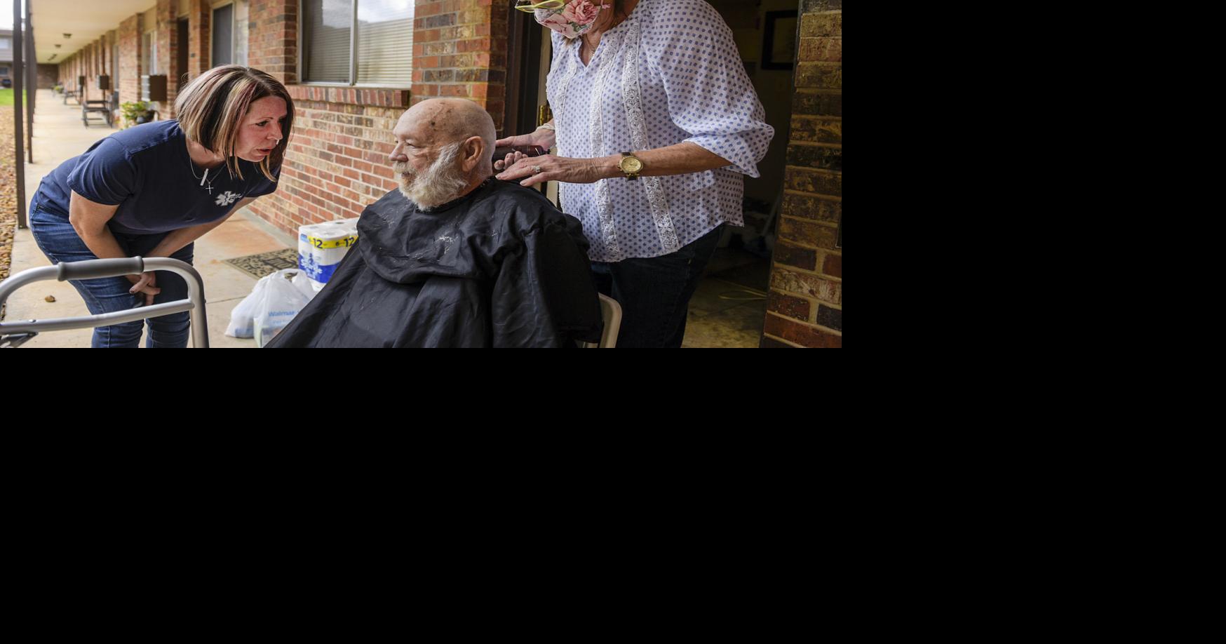 Volunteer effort spearheaded by paramedic helps Decatur man Decatur