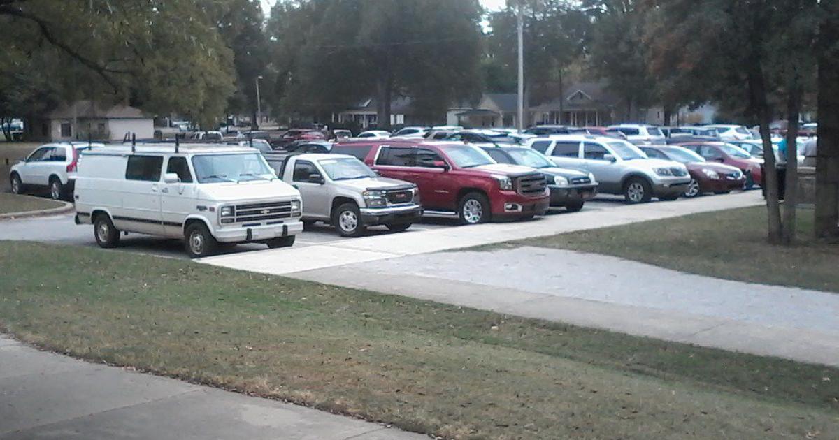 Voter turnout high at Fort Decatur | Decatur | decaturdaily.com