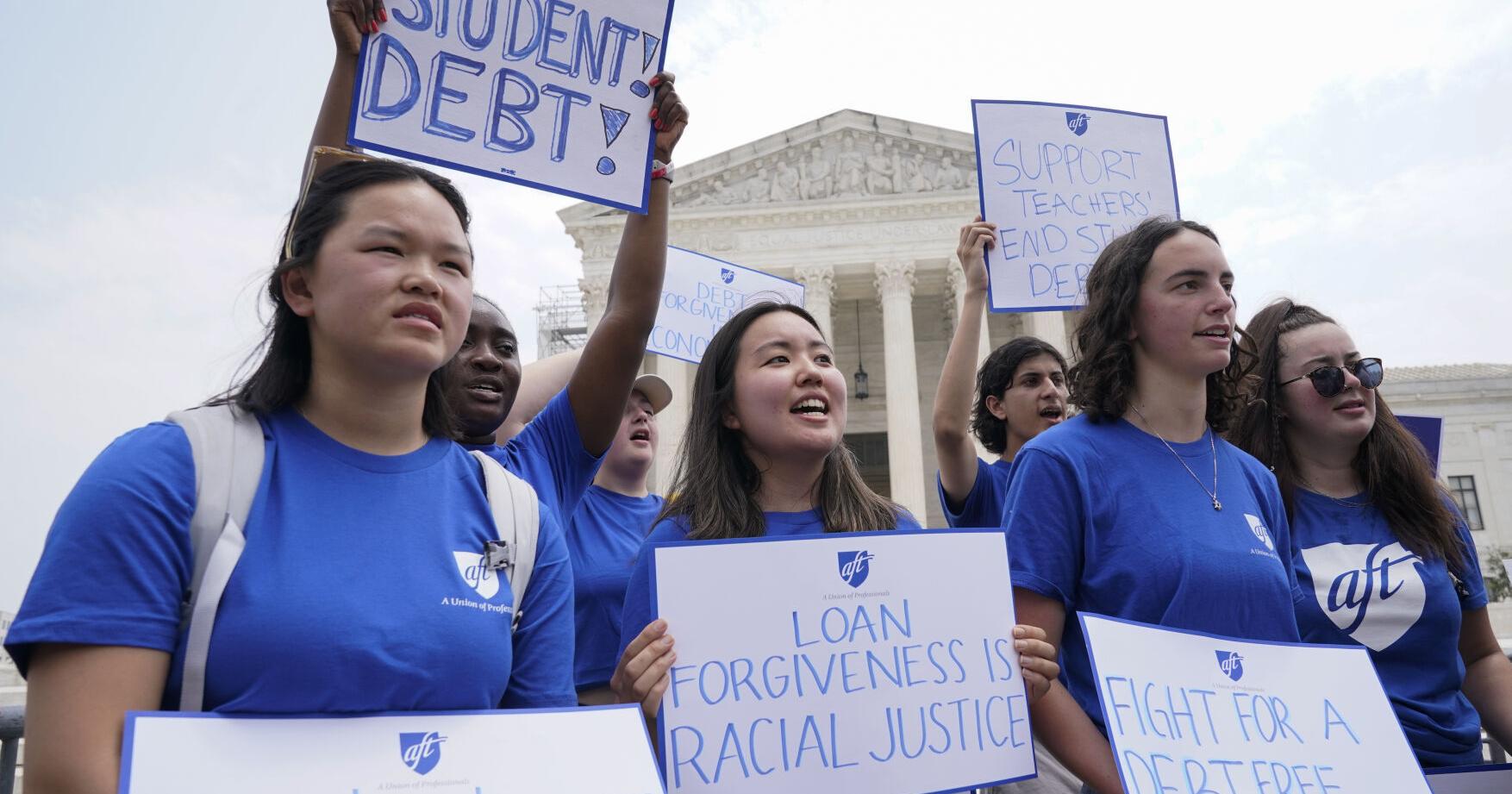 The Supreme Court rejects Biden's plan to forgive $400 billion in student loan debt - Vimarsana News
