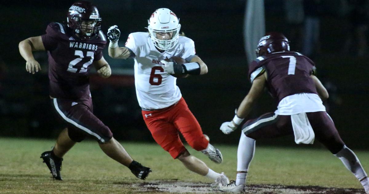 DecaturDaily.com - Lawrence County’s Drew Gatlin a leader on the field image
