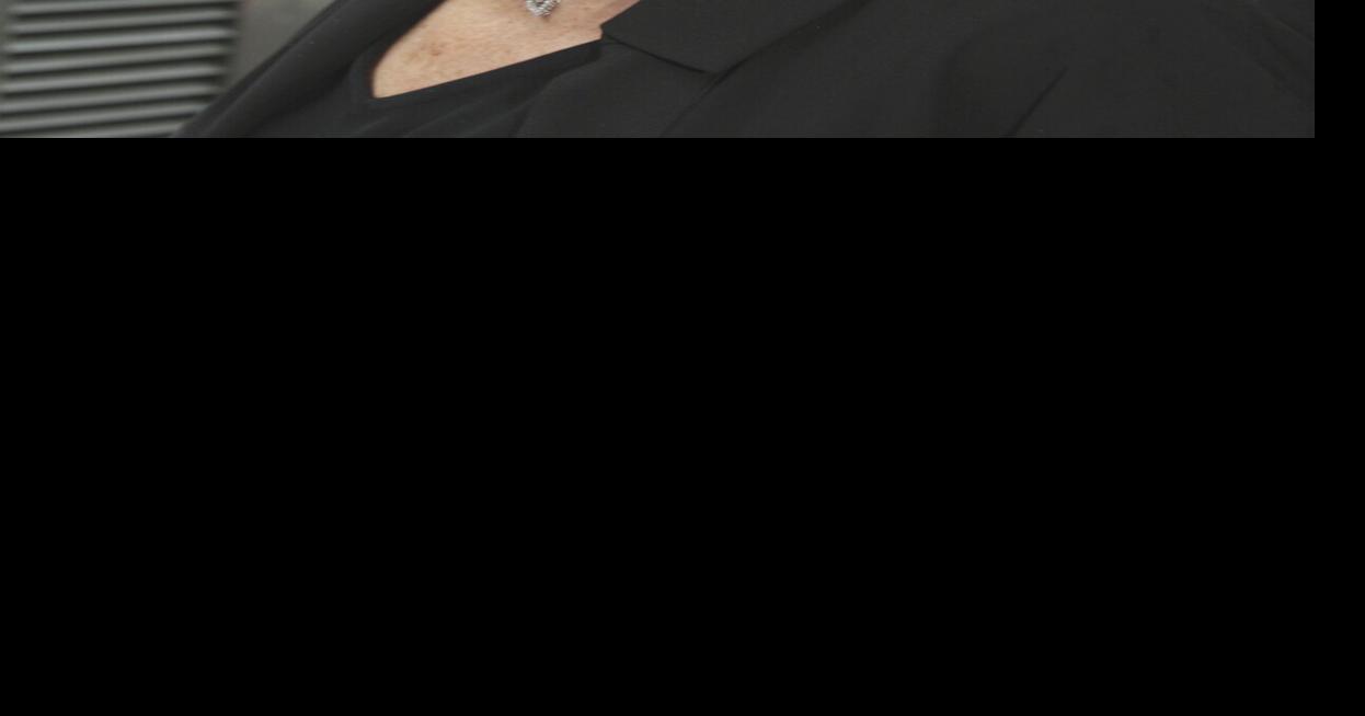 Joanna Simon, acclaimed singer, TV correspondent, dies at 85 Living