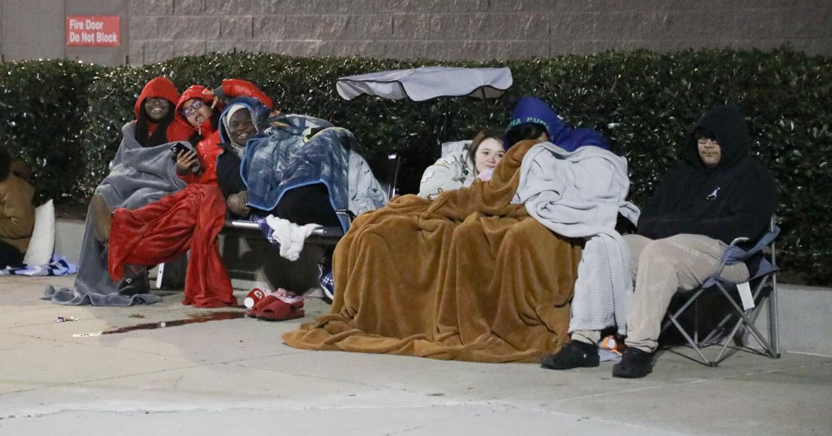 Target Black Friday Line | Gallery | decaturdaily.com