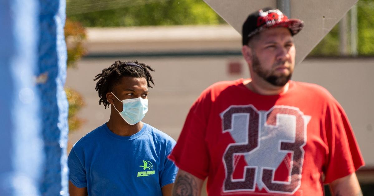Masks could be required, and experts strongly recommend them | Local ...