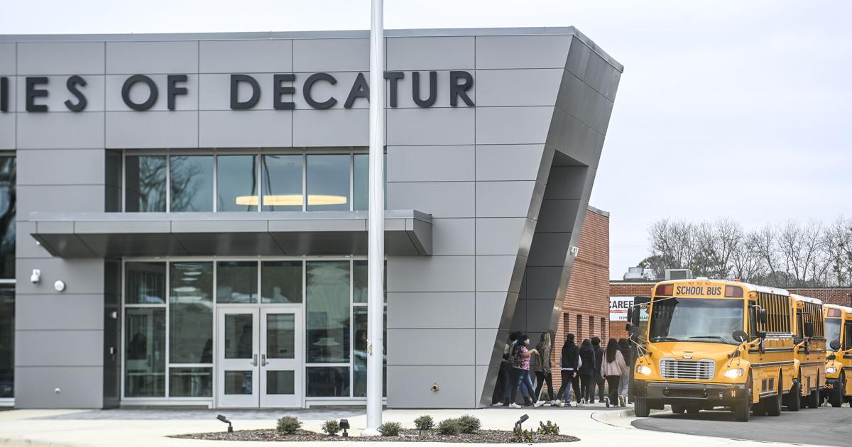 Decatur Hs DCS officials considering Career Academies as third high school ...