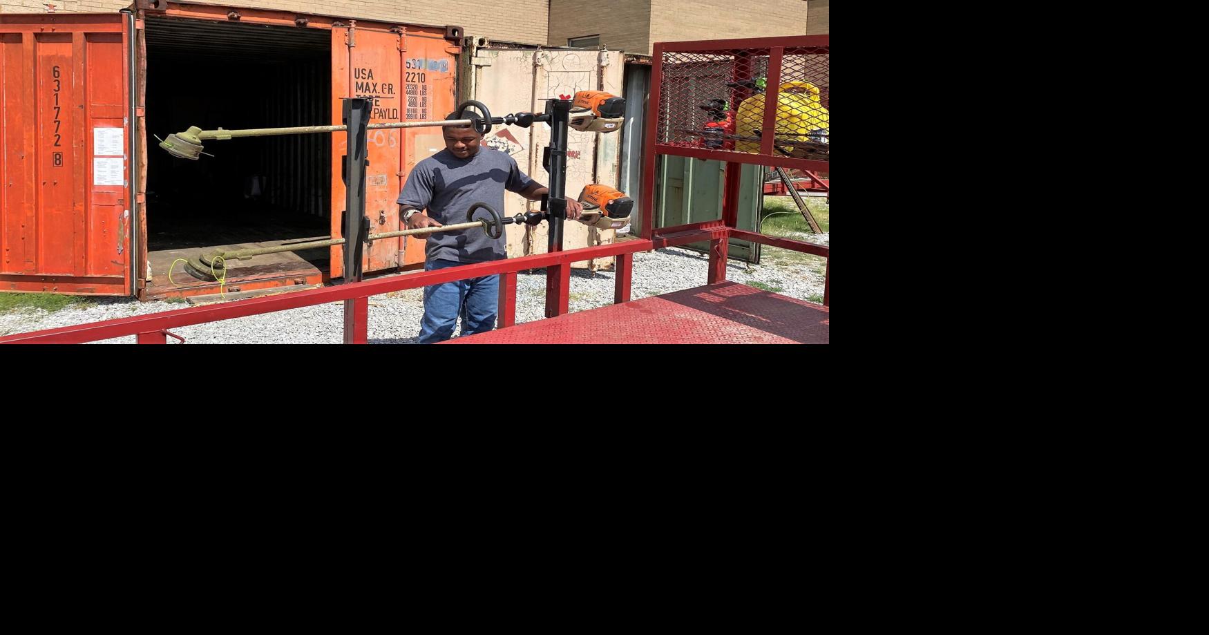 Work-release inmates helping fill holes in tight labor market | Local ...