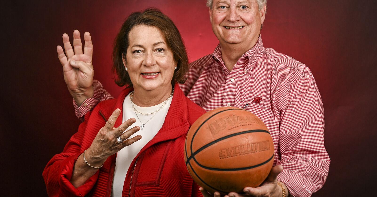 'I can't believe we're in it' — Local Bama fans make trip to the Final 4 | Local News - Vimarsana News