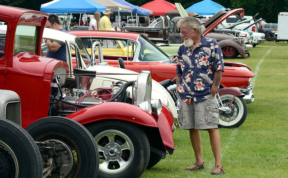 Tennessee Valley Car Show at Point Mallard Gallery