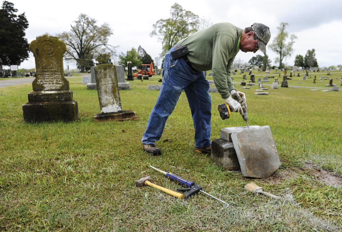State to help city cemetery get on National Register of Historic Places Decatur