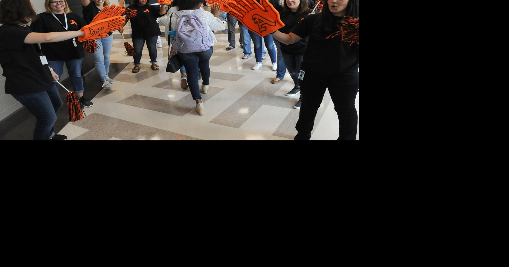 Enrollment up as Decatur starts school Decatur