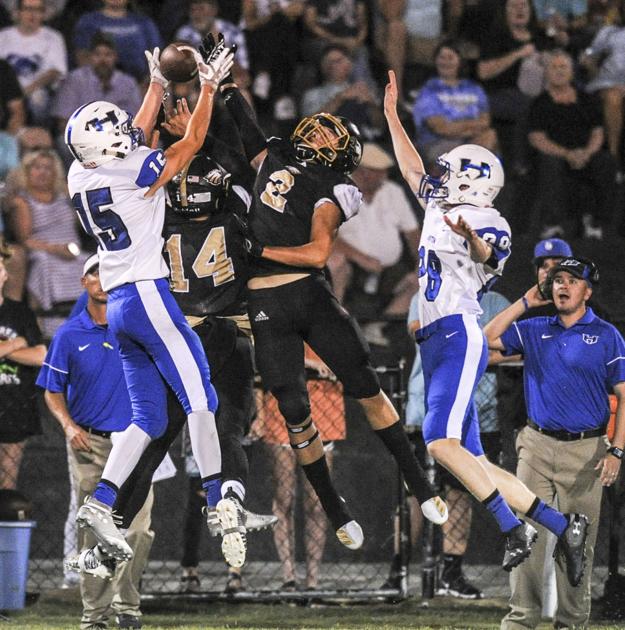 DecaturDaily.com - Photos: Football games in Trinity image