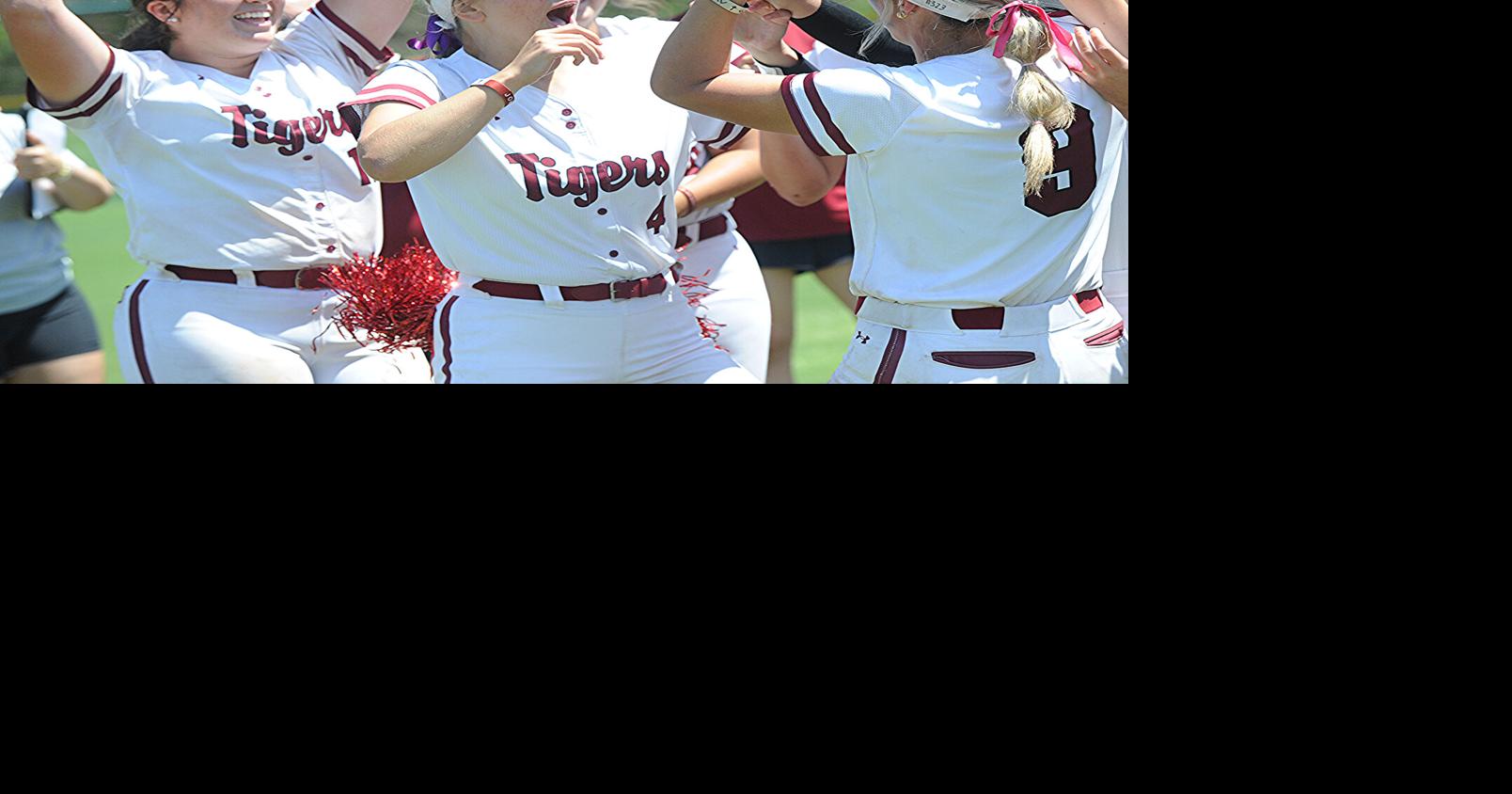 No. 1 Hartselle, West Morgan win regional championships
