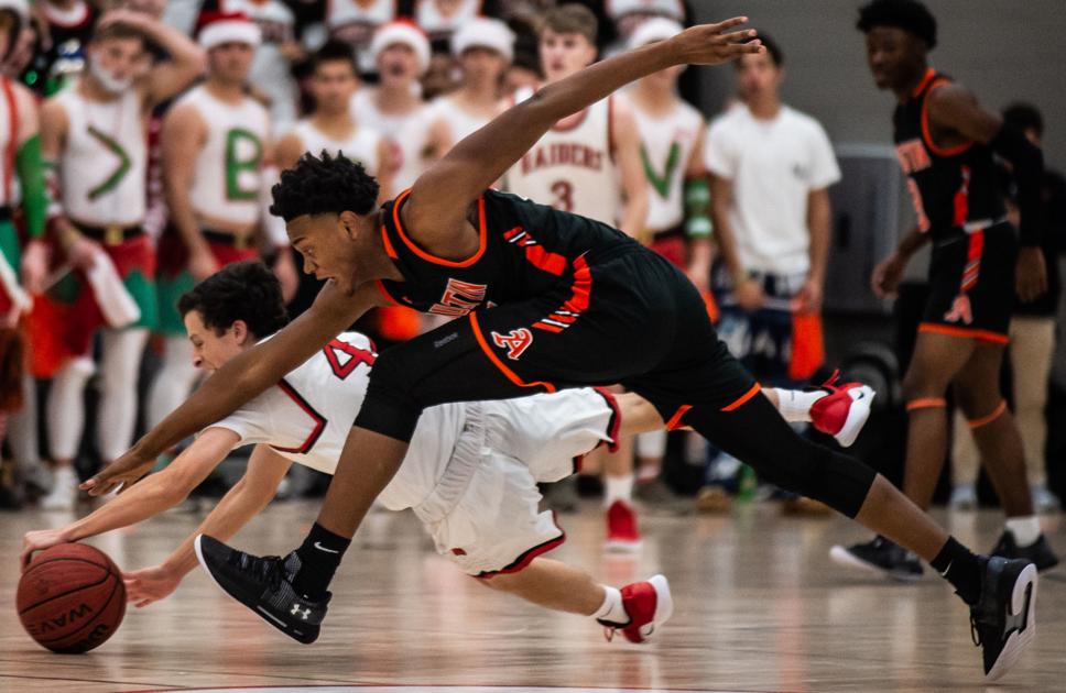 Prep basketball River City Rivalry shifts to Austin High School