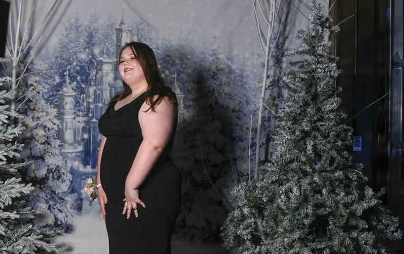 D230316 special prom JN03.jpg