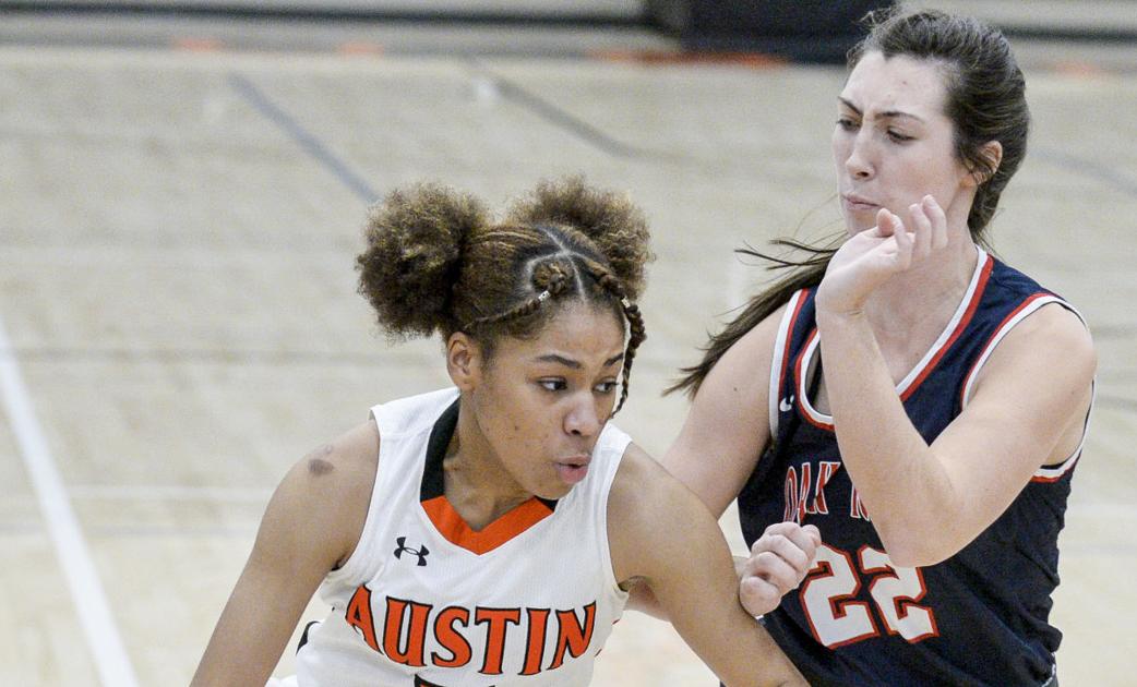 DecaturDaily.com - Austin girls find their way back to Wallace image